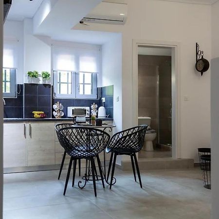 Ifaistos Luxury Flat Psyrri Square Lägenhet Aten Exteriör bild